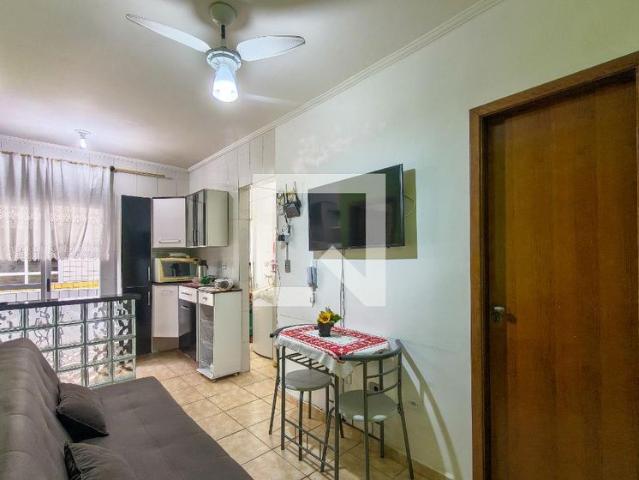 Apartamento aluguel em Região Imediata de Santos, Região Metropolitana da Baixada Santista