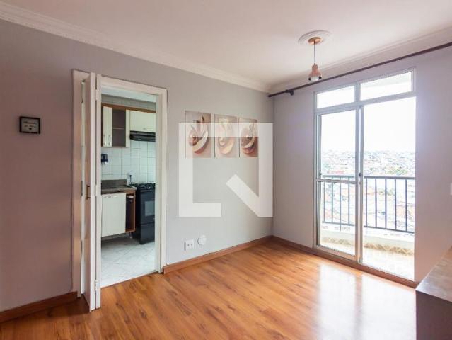 Apartamento aluguel em Jardim Cirino, Osasco