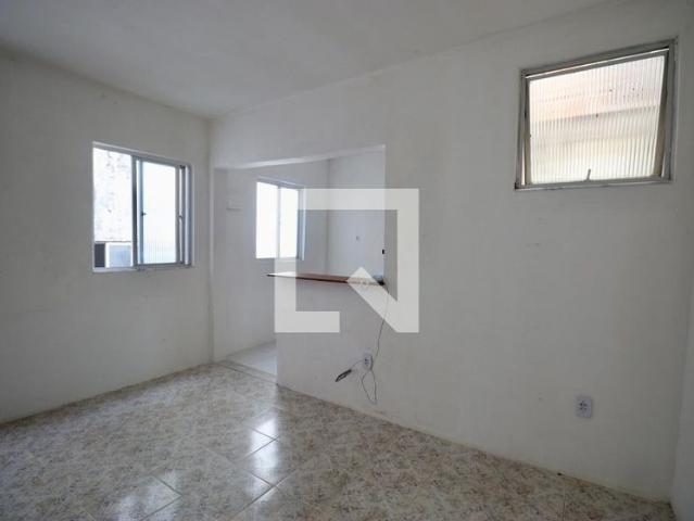 Apartamento aluguel em Região Geográfica Imediata de Salvador, Região Metropolitana de Salvador