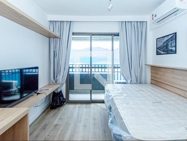 Apartamento aluguel em Região Imediata de São Paulo, Região Metropolitana de São Paulo