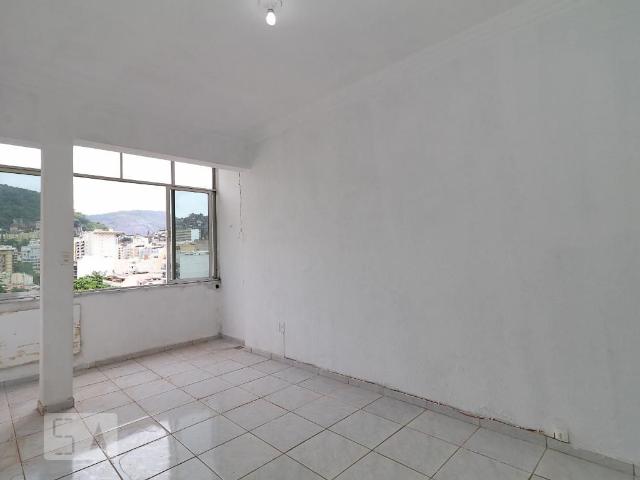 Apartamento aluguel em Bairro Peixoto, Rio de Janeiro