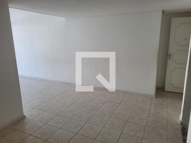 Apartamento aluguel em Região Geográfica Imediata de Salvador, Região Metropolitana de Salvador