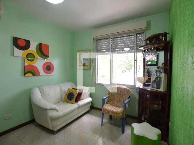 Apartamento aluguel em Região Geográfica Imediata de Porto Alegre, Região Metropolitana de Porto Alegre