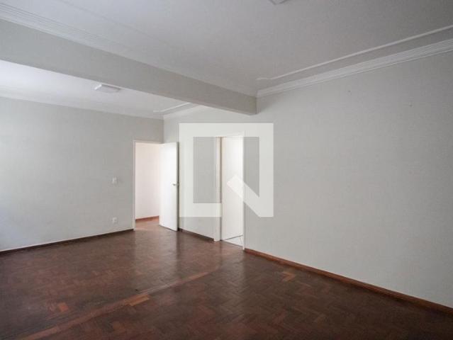 Apartamento aluguel em Regional Centro-Sul, Belo Horizonte