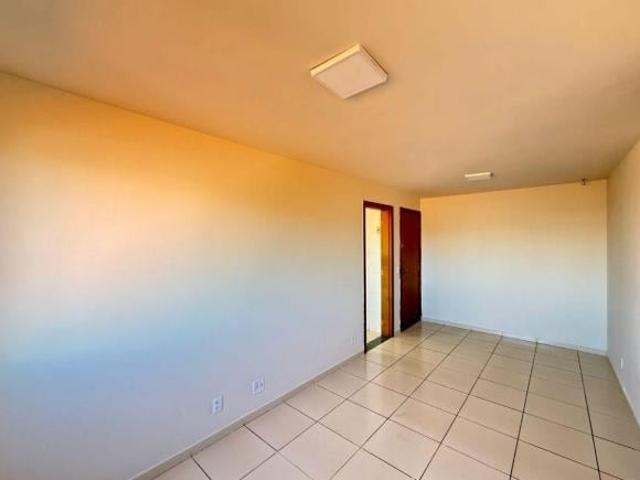 Apartamento venda em Região Geográfica Imediata do Distrito Federal, Região Integrada de Desenvolvimento do Distrito Federal e Entorno