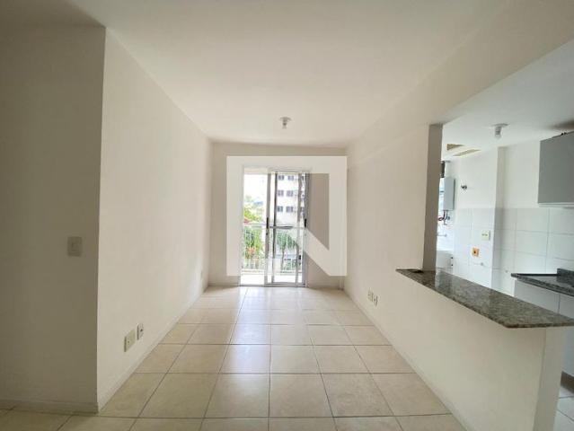 Apartamento aluguel em Del Castilho, Rio de Janeiro