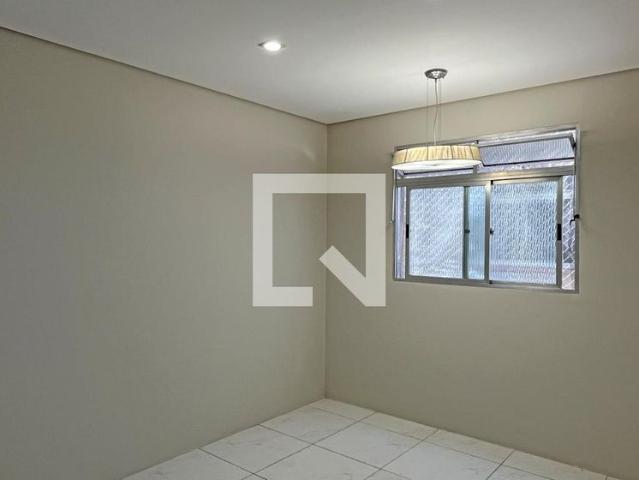 Apartamento aluguel em Região Imediata de Santos, Região Metropolitana da Baixada Santista