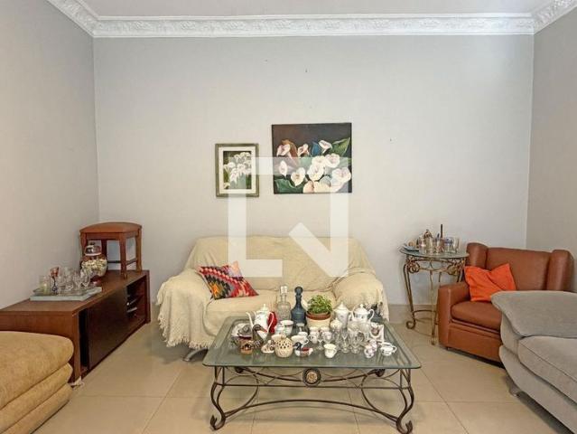 Apartamento aluguel em Região Imediata de Santos, Região Metropolitana da Baixada Santista