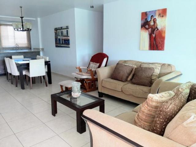 Apto. en playa blanca, 140m, 3r, $225k