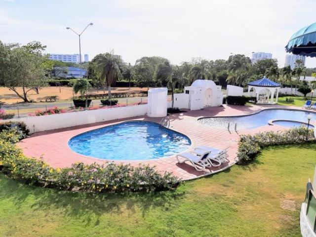 Apto. en playa blanca, 140m, 3r, $225k