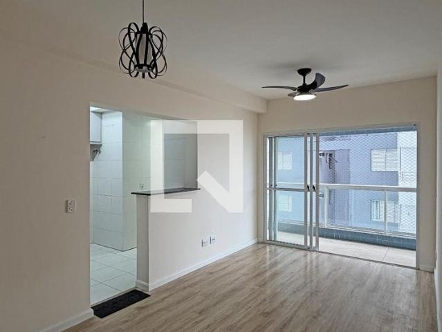 Apartamento aluguel em Região Imediata de Santos, Região Metropolitana da Baixada Santista