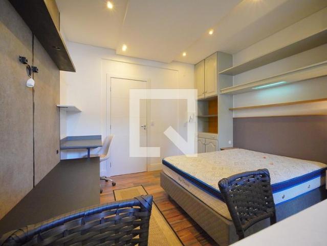 Apartamento aluguel em Estreito, Florianópolis