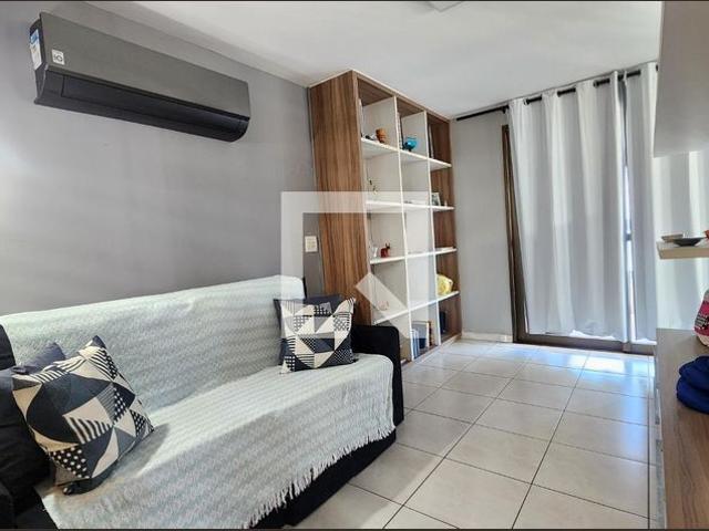 Apartamento aluguel em Região Geográfica Imediata de Salvador, Região Metropolitana de Salvador