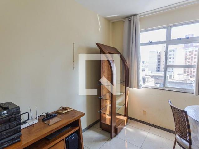 Apartamento aluguel em Regional Centro-Sul, Belo Horizonte