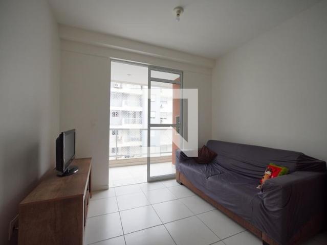 Apartamento aluguel em Região Geográfica Imediata de Florianópolis, São José