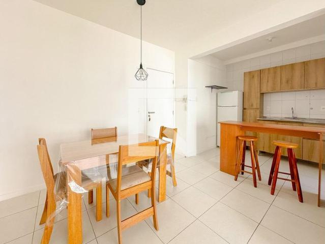 Apartamento aluguel em Região Geográfica Imediata de Florianópolis, São José