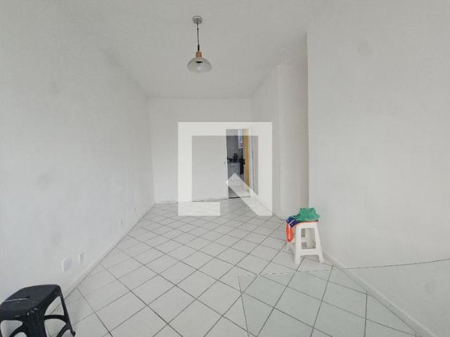 Apartamento aluguel em Região Geográfica Imediata de Salvador, Região Metropolitana de Salvador