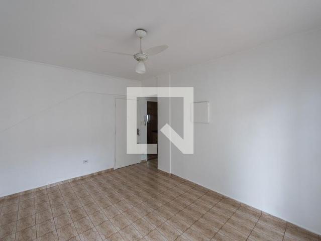 Apartamento aluguel em Região Imediata de Santos, Região Metropolitana da Baixada Santista