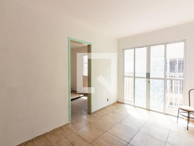 Apartamento aluguel em Condomínio Parque Primavera, Carapicuíba