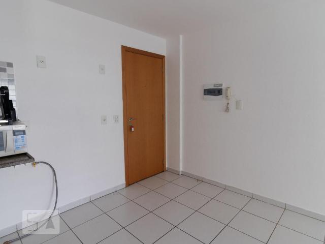 Apartamento venda em Região Geográfica Imediata do Distrito Federal, Região Integrada de Desenvolvimento do Distrito Federal e Entorno