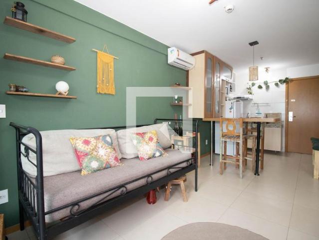 Apartamento aluguel em Região Geográfica Imediata do Distrito Federal, Região Integrada de Desenvolvimento do Distrito Federal e Entorno