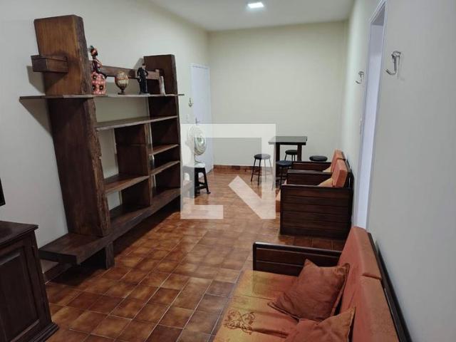 Apartamento aluguel em Região Imediata de Santos, Região Metropolitana da Baixada Santista