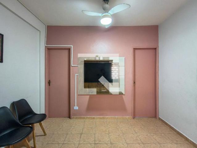 Apartamento aluguel em Região Imediata de Santos, Região Metropolitana da Baixada Santista