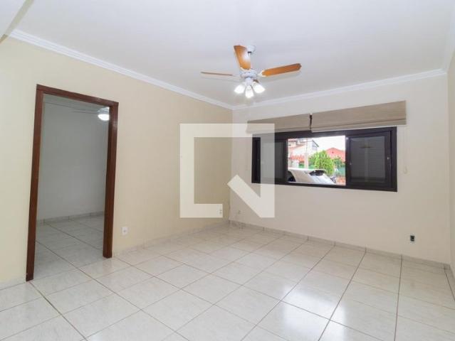 Apartamento aluguel em Região Geográfica Imediata de Porto Alegre, Região Metropolitana de Porto Alegre