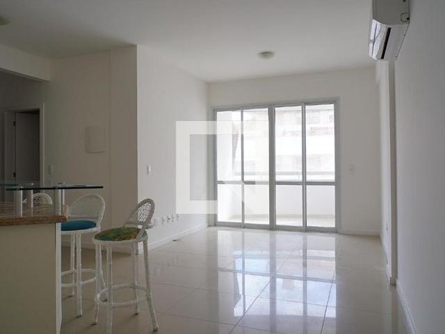 Apartamento aluguel em Região Geográfica Imediata de Florianópolis, Desterro