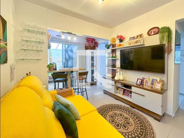 Apartamento aluguel em Região Geográfica Imediata de Florianópolis, Desterro