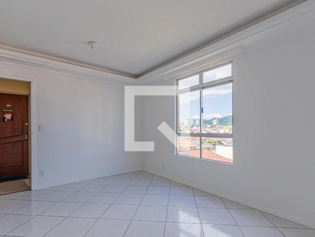Apartamento aluguel em Região Geográfica Imediata de Florianópolis, São José