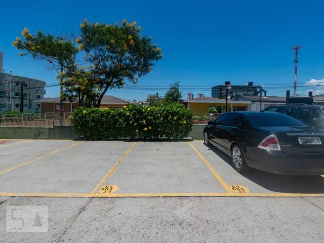 Apartamento aluguel em Região Geográfica Imediata de Florianópolis, São José