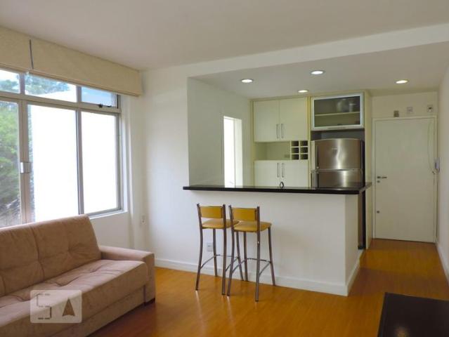 Apartamento aluguel em Região Geográfica Imediata de Florianópolis, Desterro