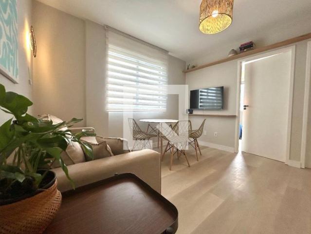 Apartamento aluguel em Região Geográfica Imediata de Florianópolis, Desterro