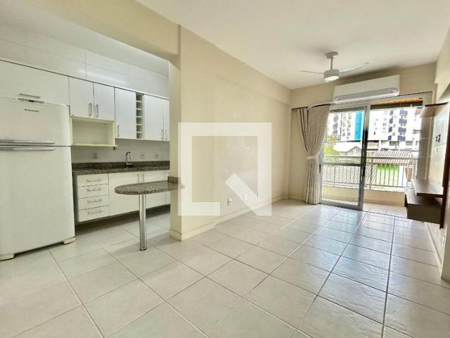 Apartamento aluguel em Região Geográfica Imediata de Florianópolis, Desterro