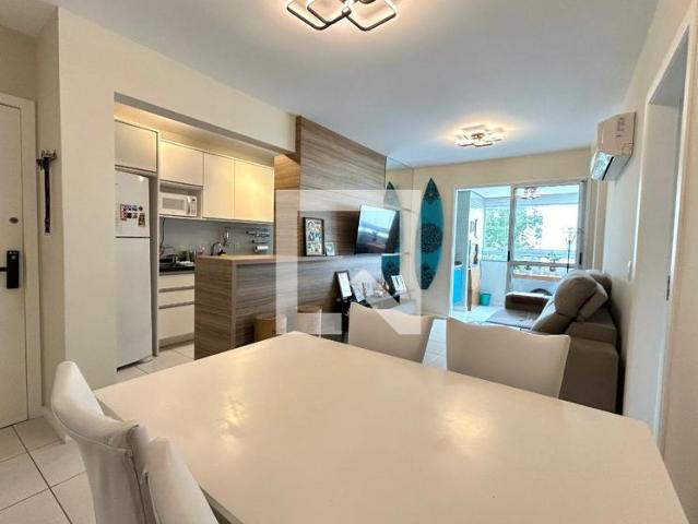 Apartamento aluguel em Região Geográfica Imediata de Florianópolis, Desterro