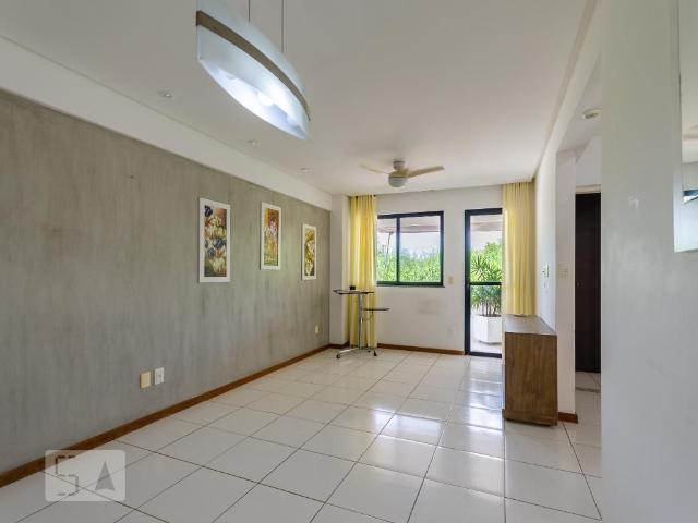 Apartamento aluguel em Região Geográfica Imediata de Salvador, Região Metropolitana de Salvador