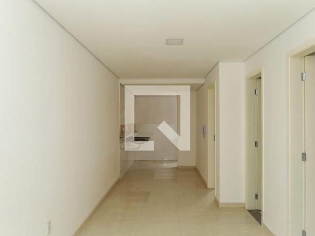 Apartamento aluguel em Vila Carmosina, São Paulo