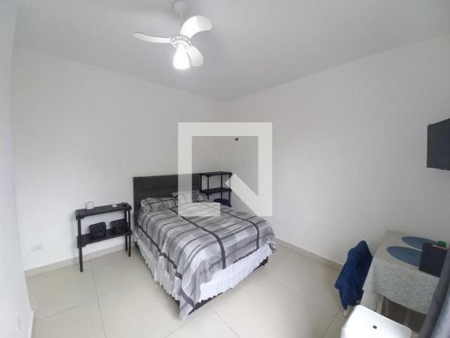 Apartamento aluguel em Região Imediata de Santos, Região Metropolitana da Baixada Santista