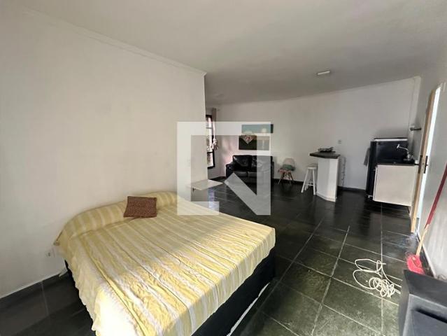 Apartamento aluguel em Região Imediata de Santos, Região Metropolitana da Baixada Santista