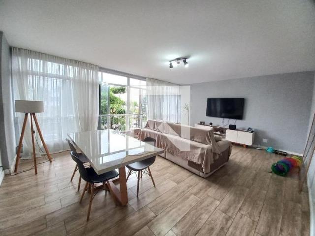 Apartamento aluguel em Região Imediata de Santos, Região Metropolitana da Baixada Santista