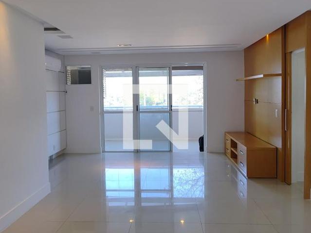 Apartamento aluguel em Região Geográfica Imediata do Rio de Janeiro, Região Metropolitana do Rio de Janeiro