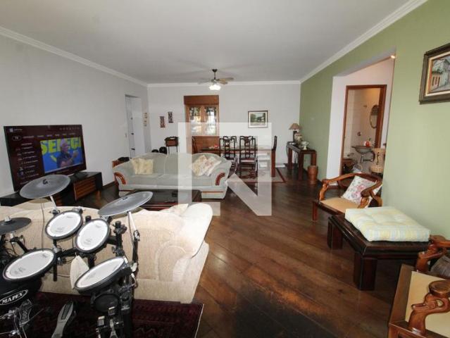 Apartamento aluguel em Região Imediata de São José dos Campos, Região Metropolitana do Vale do Paraíba e Litoral Norte