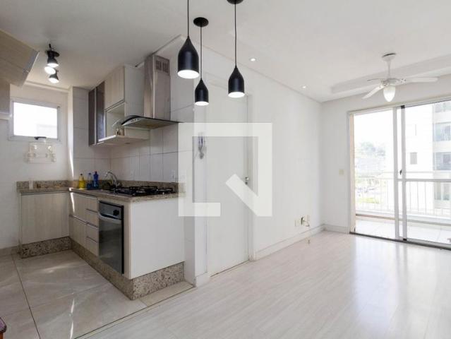 Apartamento aluguel em Parque Savoy City, São Paulo