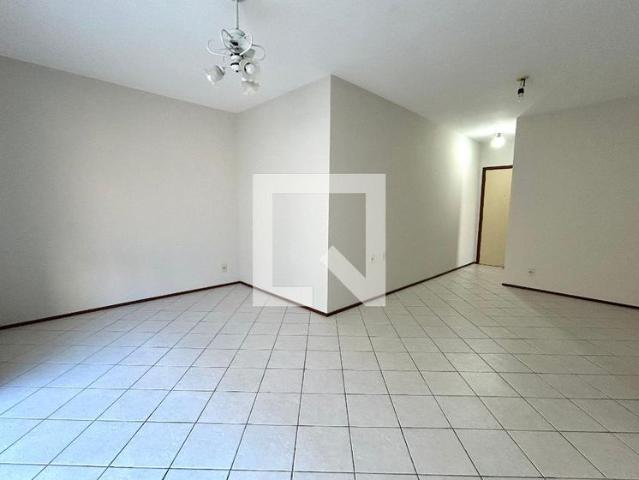Apartamento aluguel em Região Geográfica Imediata de Florianópolis, Desterro