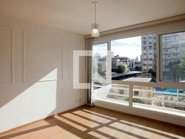 Apartamento aluguel em Região Geográfica Imediata de Porto Alegre, Região Metropolitana de Porto Alegre