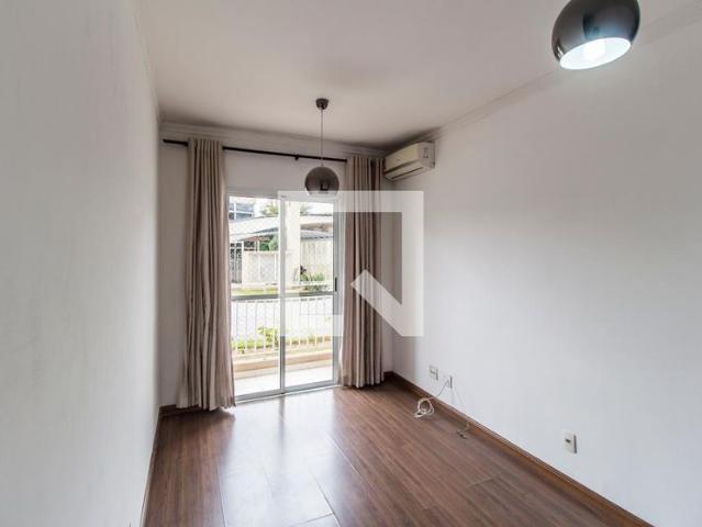 Apartamento aluguel em Região Imediata de São Paulo, Região Metropolitana de São Paulo