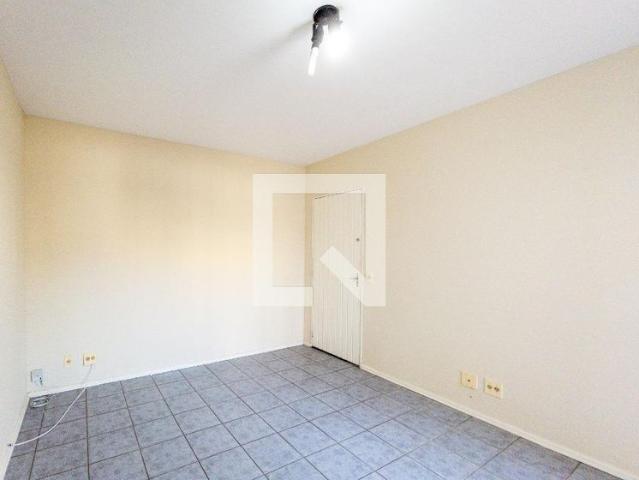 Apartamento aluguel em Região Imediata de Campinas, Região Metropolitana de Campinas