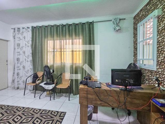 Apartamento aluguel em Região Imediata de Santos, Região Metropolitana da Baixada Santista