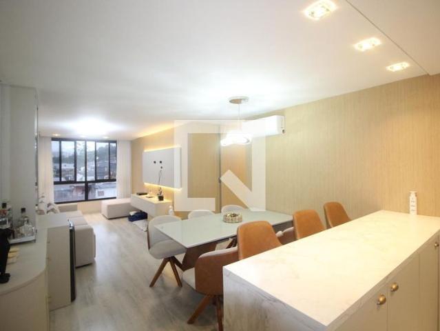Apartamento aluguel em Região Geográfica Imediata de Porto Alegre, Região Metropolitana de Porto Alegre